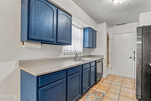11160 WHARF COVE Drive, El Paso, TX 79936