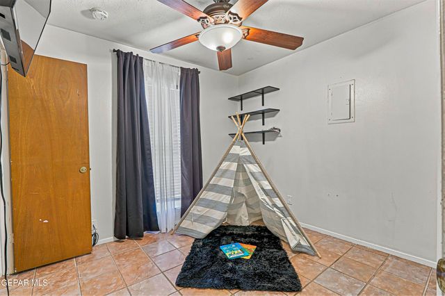 11160 WHARF COVE Drive, El Paso, TX 79936