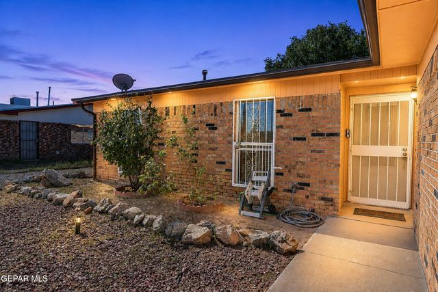 11160 WHARF COVE Drive, El Paso, TX 79936