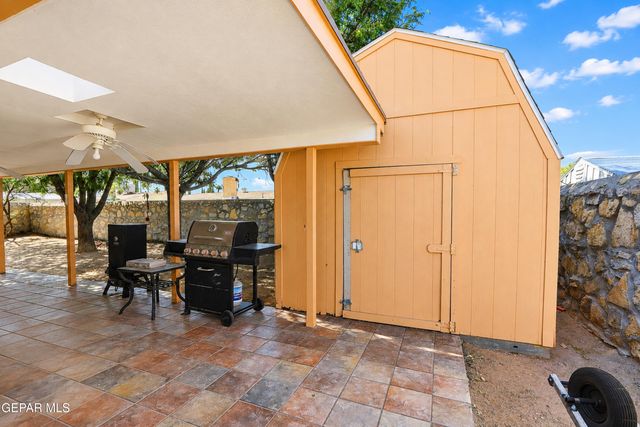 11160 WHARF COVE Drive, El Paso, TX 79936