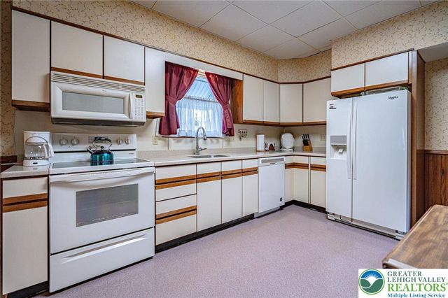 115 Macungie Avenue, Emmaus Boro, PA 18049