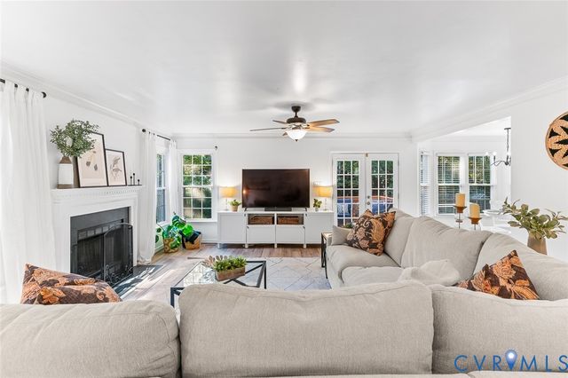 5502 Windy Ridge Ter, Midlothian, VA 23112
