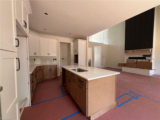 6815 Ridge Road, Lexington, NC 27295