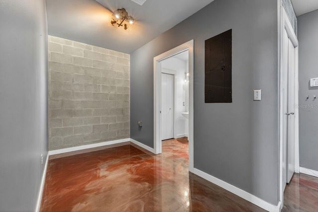 2001 E 2ND AVENUE 8, Tampa, FL 33605