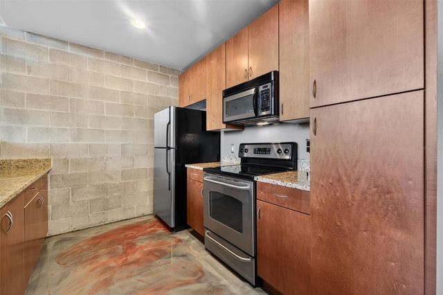 2001 E 2ND AVENUE 8, Tampa, FL 33605