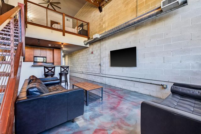 2001 E 2ND AVENUE 8, Tampa, FL 33605