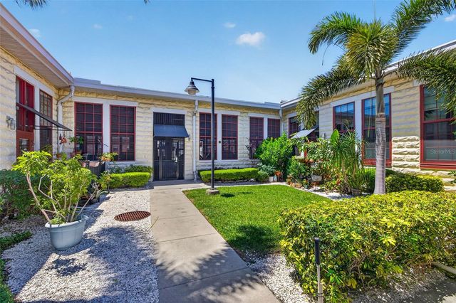 2001 E 2ND AVENUE 8, Tampa, FL 33605