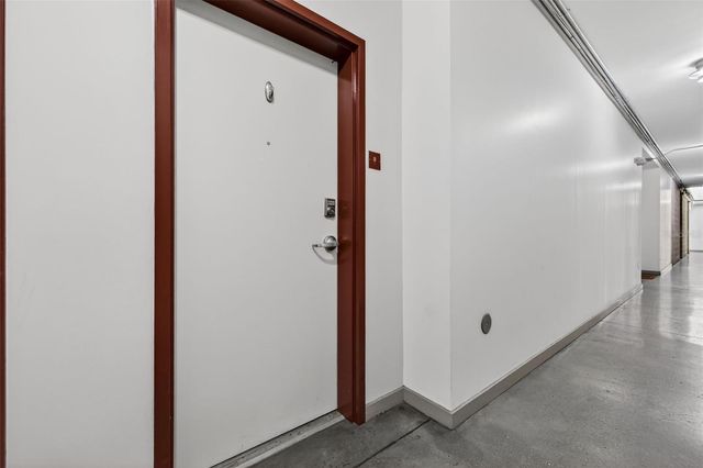 2001 E 2ND AVENUE 8, Tampa, FL 33605