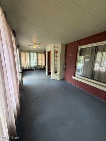 1070 Parkside Road, Cleveland, OH 44108