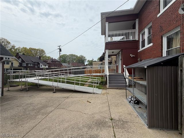 1070 Parkside Road, Cleveland, OH 44108