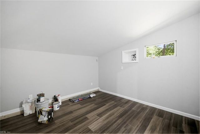 3609 Forest Haven LN, Portsmouth, VA 23703