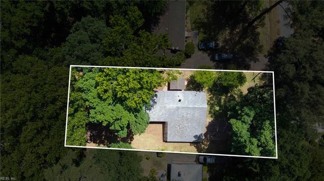 3609 Forest Haven LN, Portsmouth, VA 23703