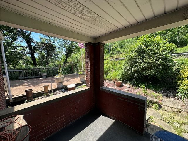 724 Long Run Road, Mckeesport, PA 15132