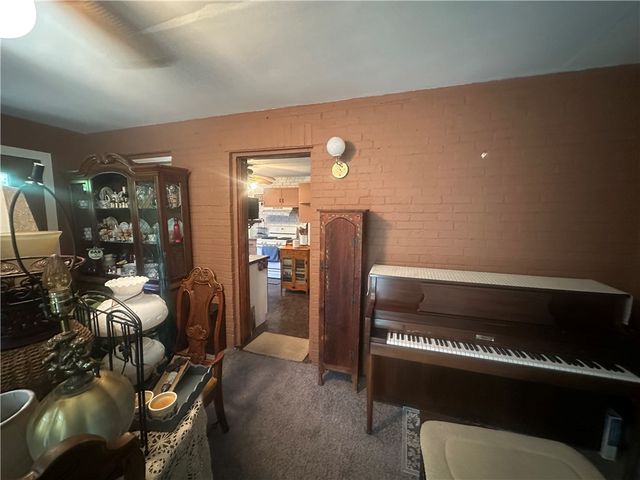 724 Long Run Road, Mckeesport, PA 15132