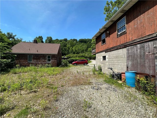 724 Long Run Road, Mckeesport, PA 15132