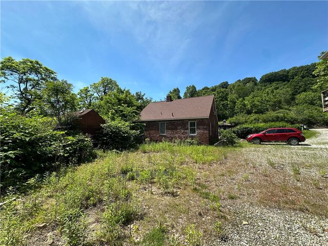 724 Long Run Road, Mckeesport, PA 15132