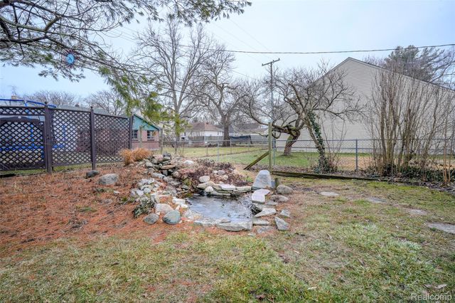 29157 Sheeks Boulevard S, Flat Rock, MI 48134