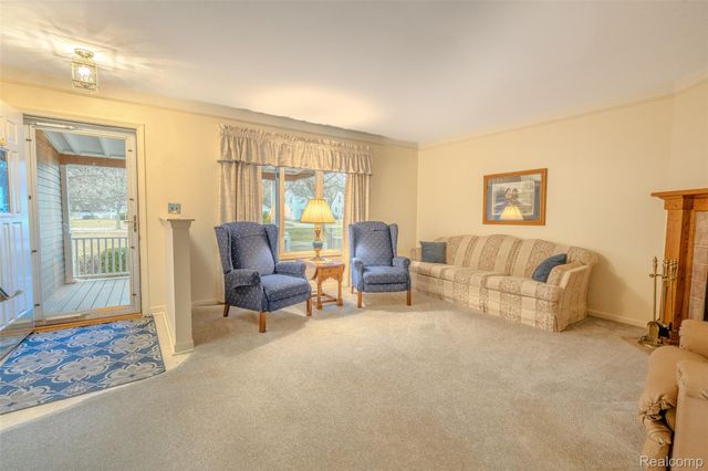 29157 Sheeks Boulevard S, Flat Rock, MI 48134