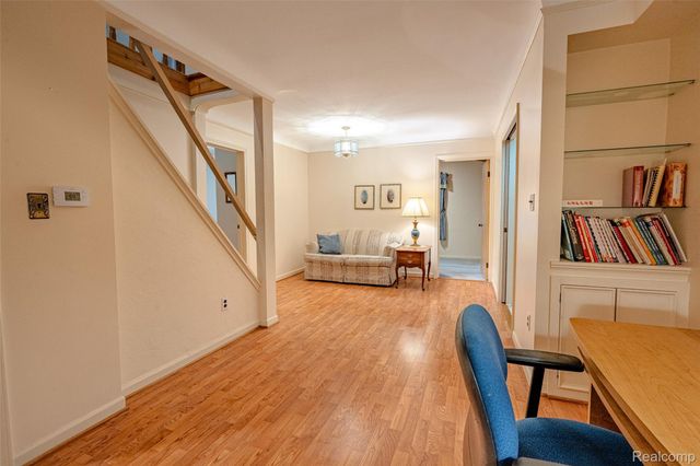 29157 Sheeks Boulevard S, Flat Rock, MI 48134