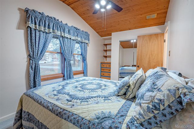 29157 Sheeks Boulevard S, Flat Rock, MI 48134