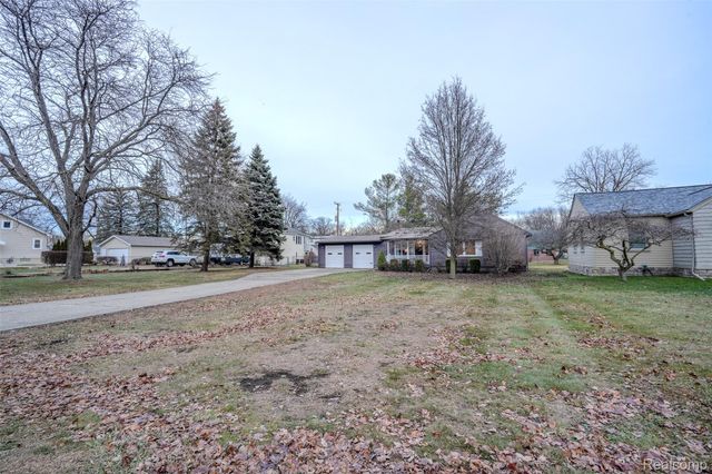 29157 Sheeks Boulevard S, Flat Rock, MI 48134