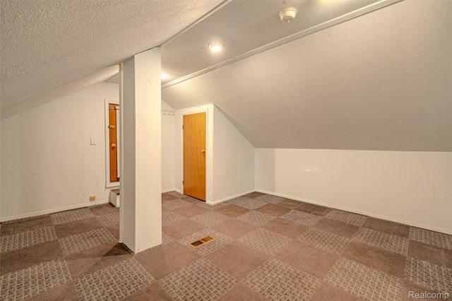 29157 Sheeks Boulevard S, Flat Rock, MI 48134