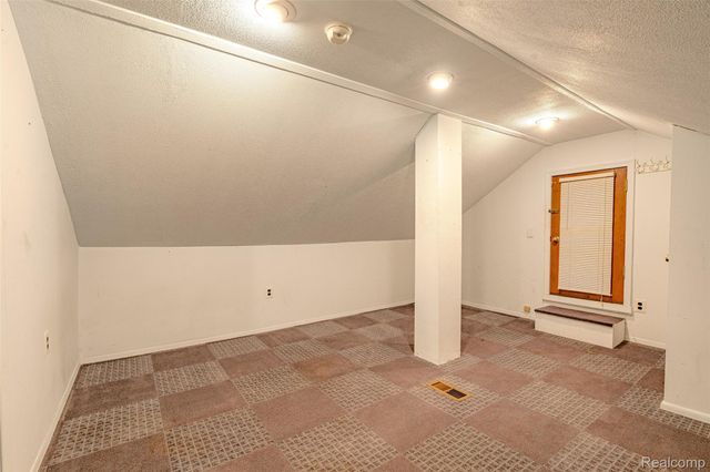 29157 Sheeks Boulevard S, Flat Rock, MI 48134