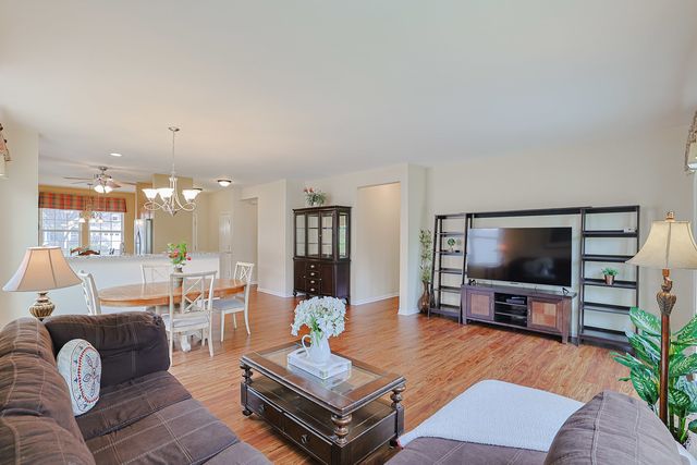 12918 W Willow Creek Lane, Huntley, IL 60142