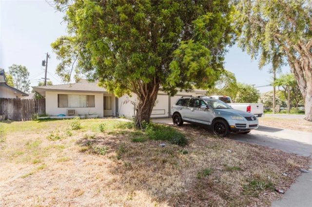 1925 Royalty and Bobolink Drive, Pomona, CA 91767