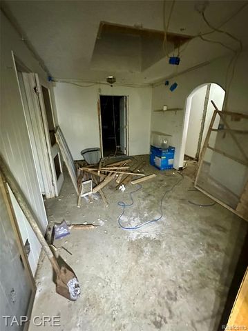 16417 E Warren Avenue, Detroit, MI 48224