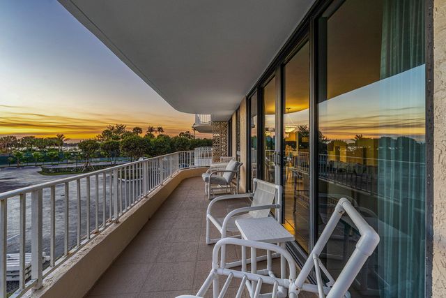 3400 S Ocean Boulevard 1gii, Palm Beach, FL 33480