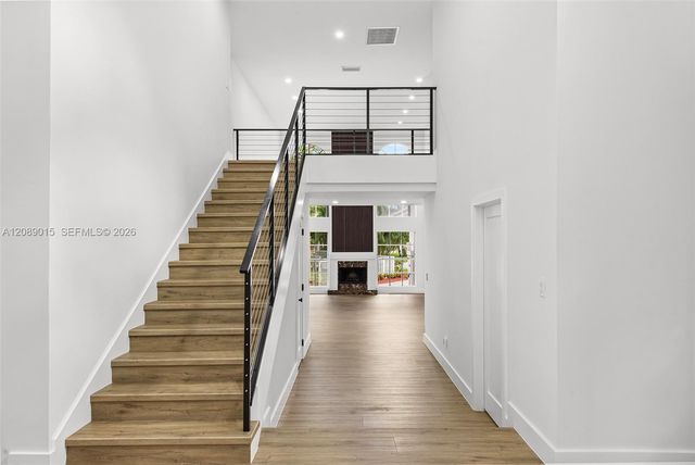 4499 Woodfield Boulevard, Boca Raton, FL 33434