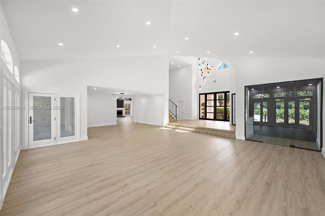 4499 Woodfield Boulevard, Boca Raton, FL 33434