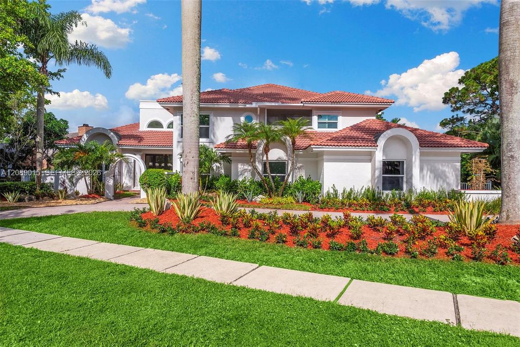 4499 Woodfield Boulevard, Boca Raton, FL 33434