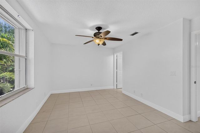 946 SUMMIT LAKE DRIVE, West Palm Beach, FL 33406
