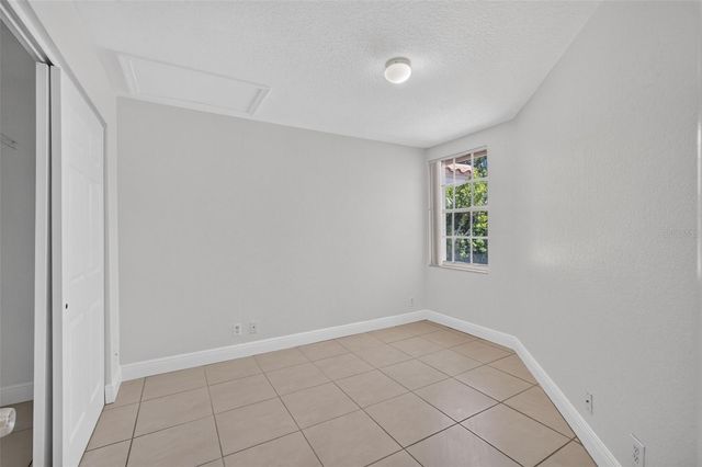 946 SUMMIT LAKE DRIVE, West Palm Beach, FL 33406