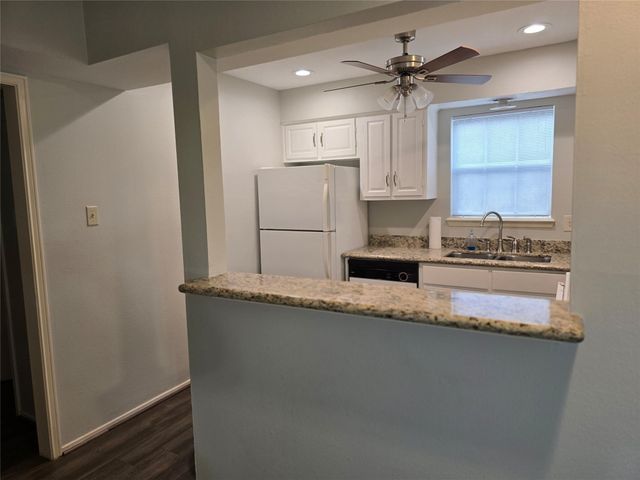 12968 Trail Hollow Drive 2968, Houston, TX 77079