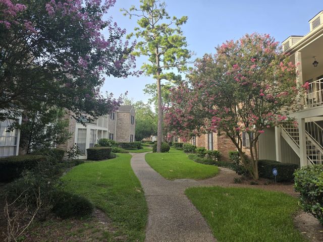 12968 Trail Hollow Drive 2968, Houston, TX 77079