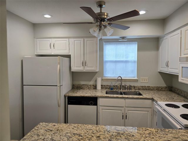 12968 Trail Hollow Drive 2968, Houston, TX 77079