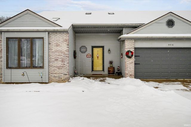 904 Elm Street, Auburn, IN 46706