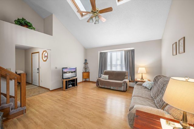 904 Elm Street, Auburn, IN 46706