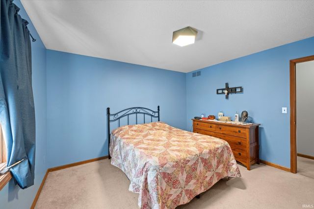 904 Elm Street, Auburn, IN 46706