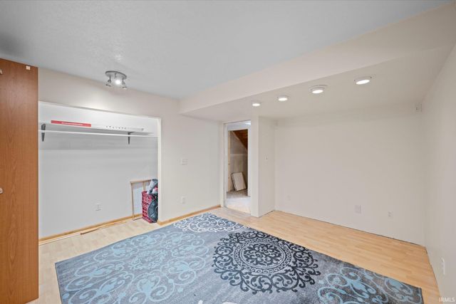 904 Elm Street, Auburn, IN 46706