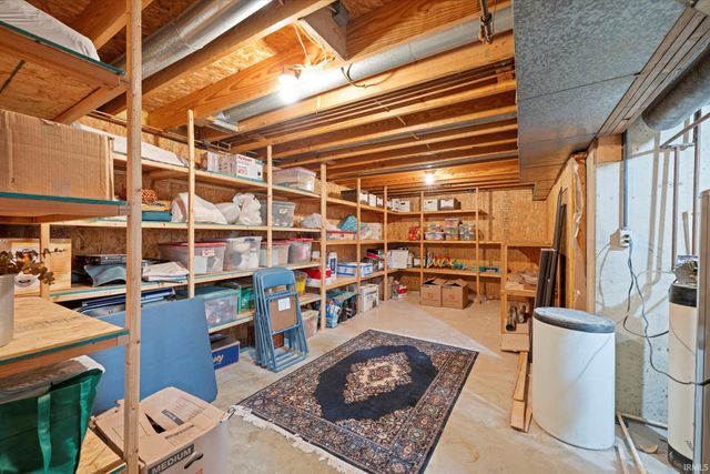 904 Elm Street, Auburn, IN 46706