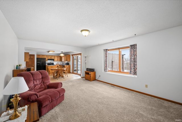 904 Elm Street, Auburn, IN 46706