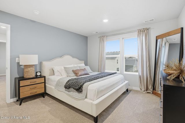 4825 W Homeward Bound, Coeur D'alene, ID 83815