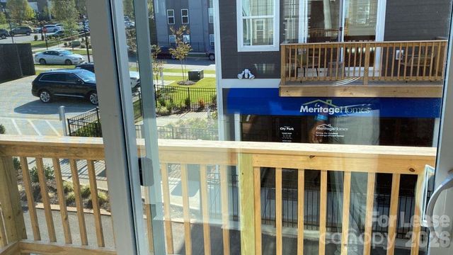 3030 Hovenweep Alley, Charlotte, NC 28217
