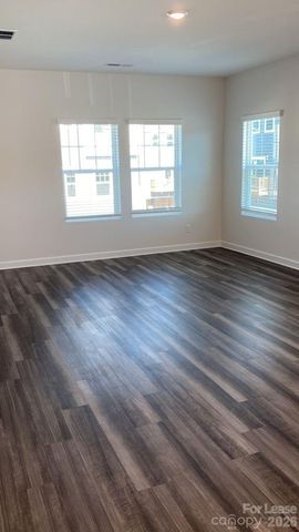 3030 Hovenweep Alley, Charlotte, NC 28217
