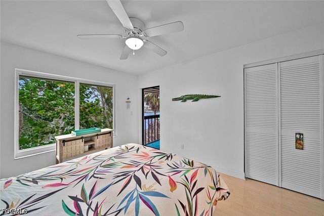 1446 Sandpiper CIR, Sanibel, FL 33957