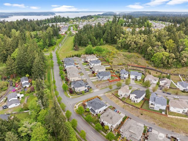 3412 Hoffman Hill Boulevard, Dupont, WA 98327